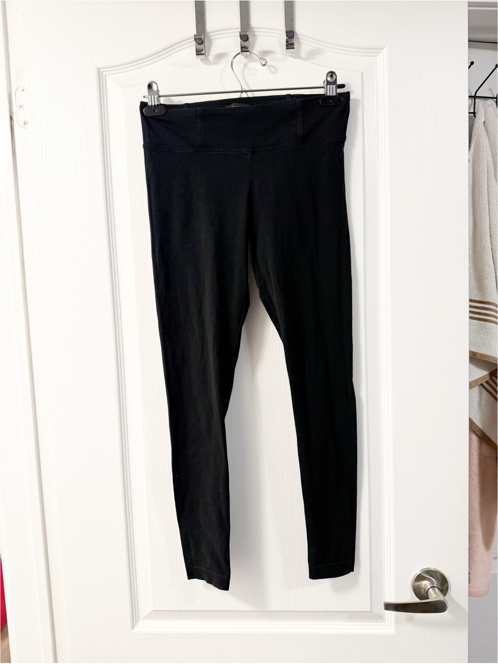 Y2K Aritzia Leggings black size small athleisure loungewear whimsigoth casual